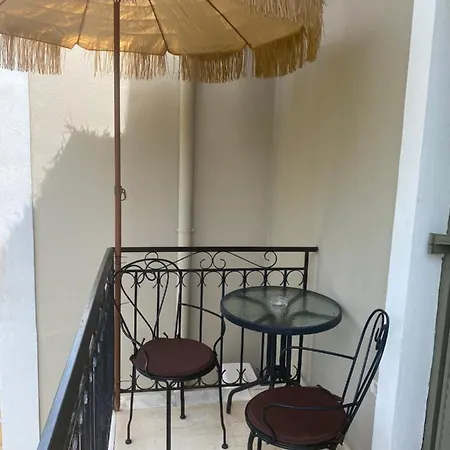 Charieta N.5 Apartment Dassia (Corfu)